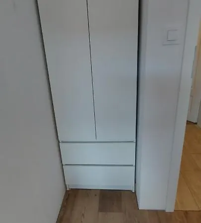 Pod Zurawiem Stegna * ستيغنا